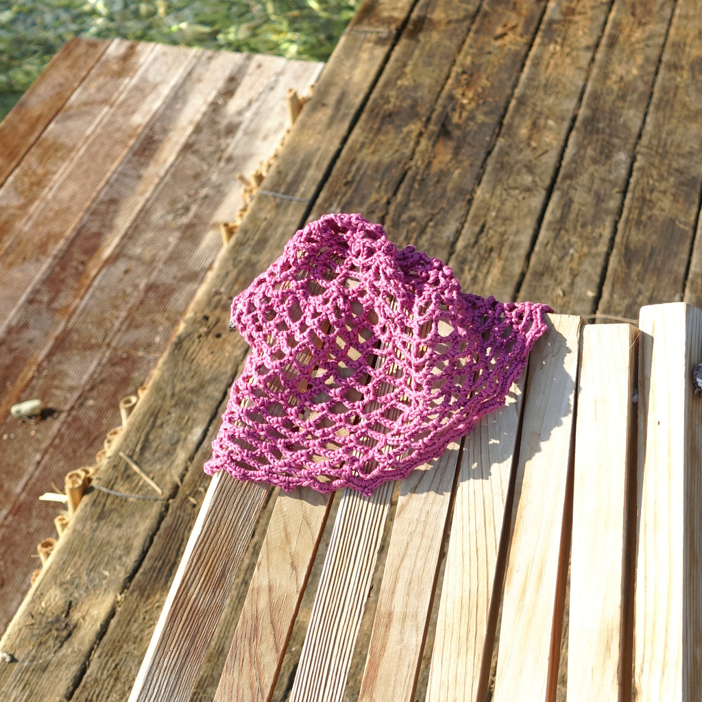 HONEYCOMB CROCHET CAP