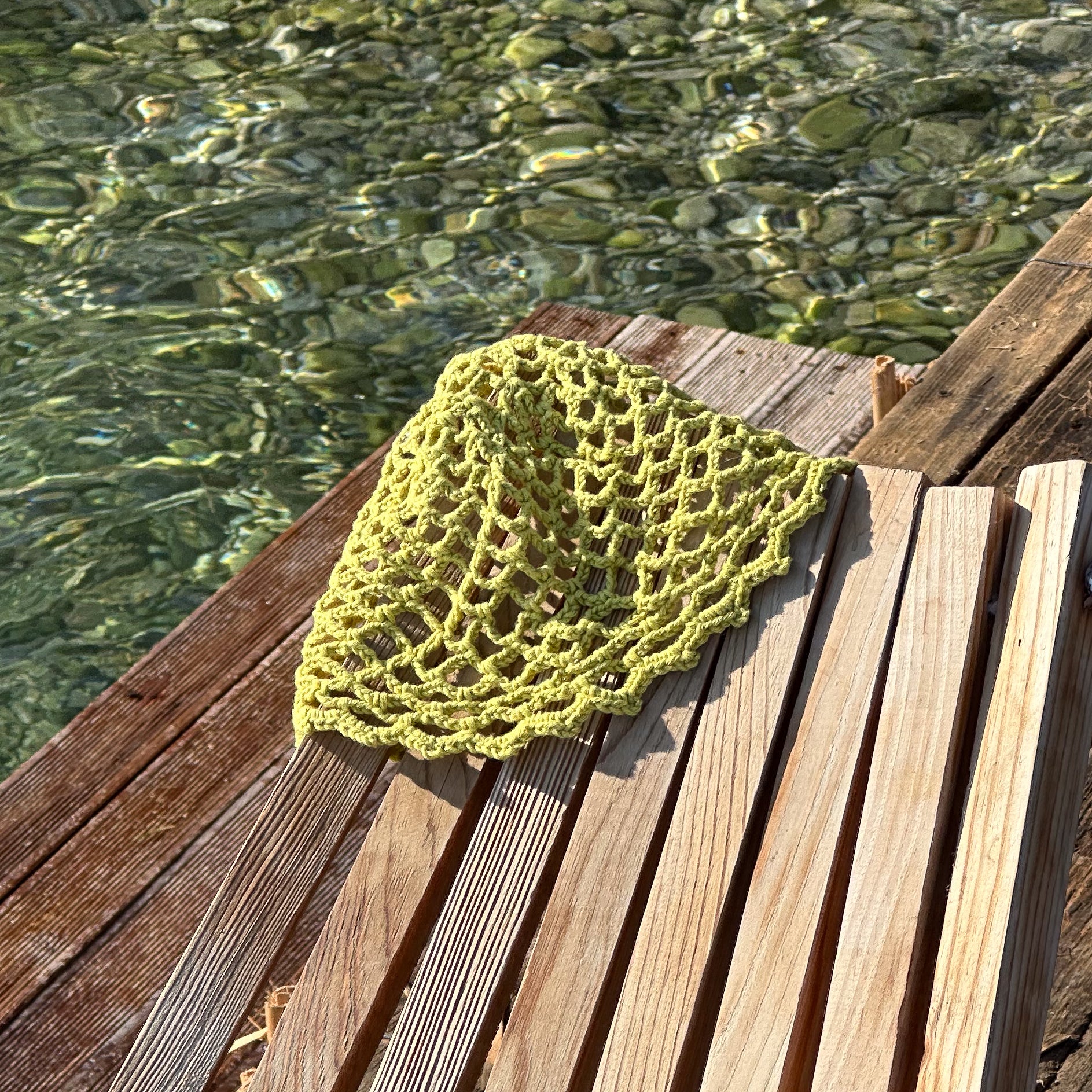 HONEYCOMB CROCHET CAP